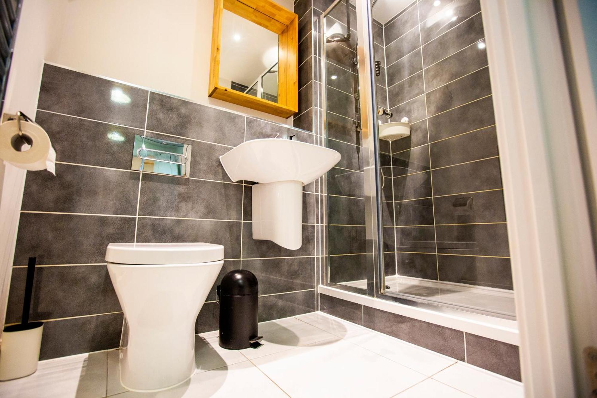 Waterfront- London Greenwich O2 Arena 2 Bed Flat מראה חיצוני תמונה